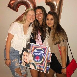 Meet your Posher, Lexi